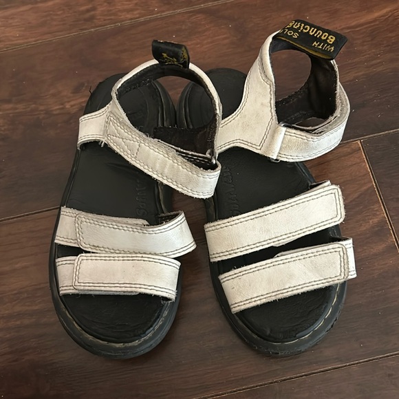 Girls Dr. marten sandals - Picture 1 of 2